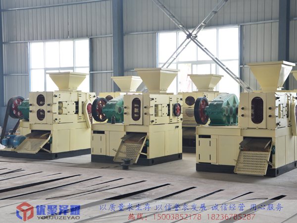 壓球機(jī)設(shè)備