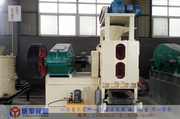 �߉��ɷۉ���C